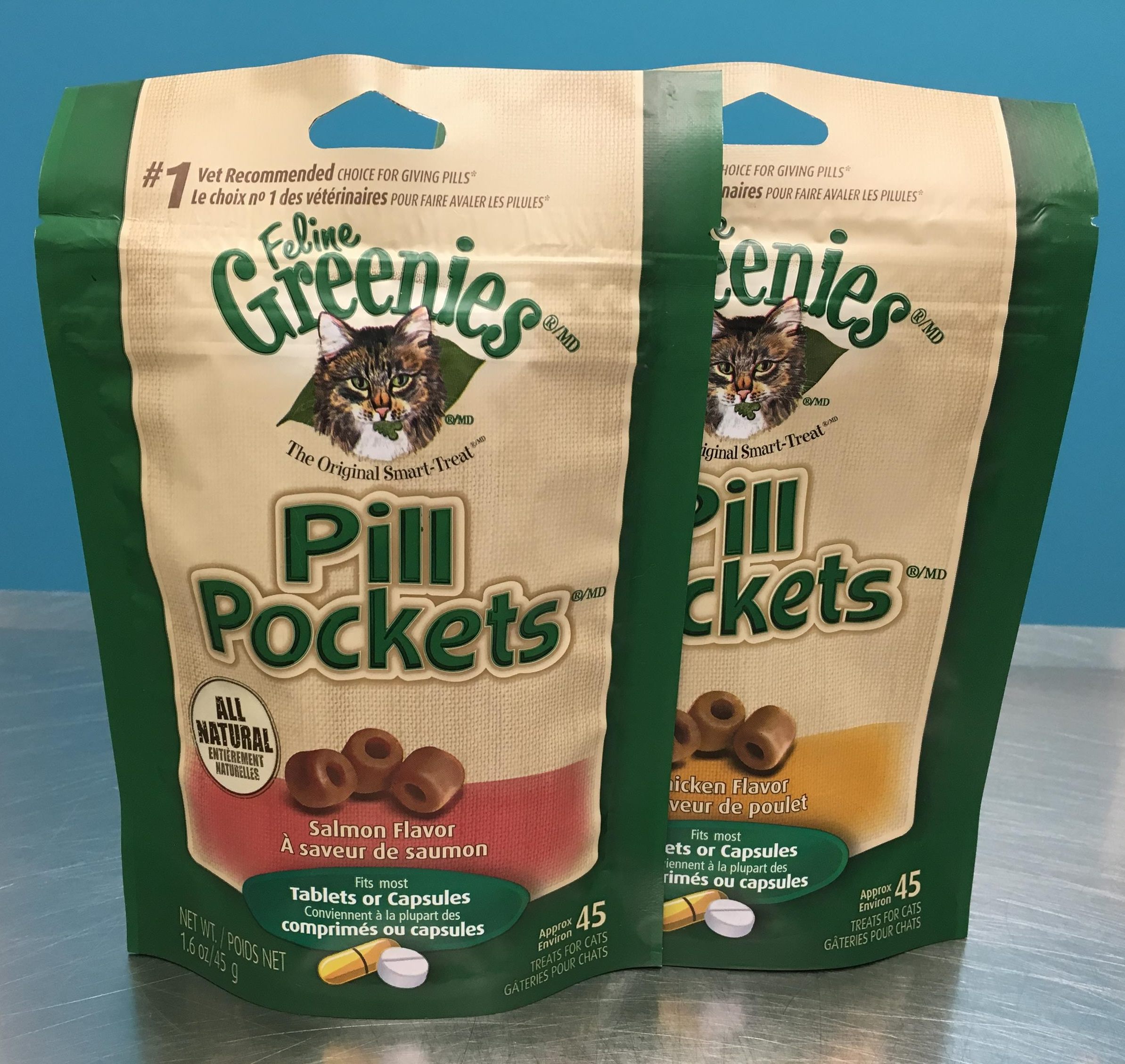 Salmon pill outlet pockets for cats